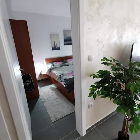 Goga 2 Apartment
