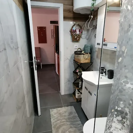 Goga 2 Apartment *